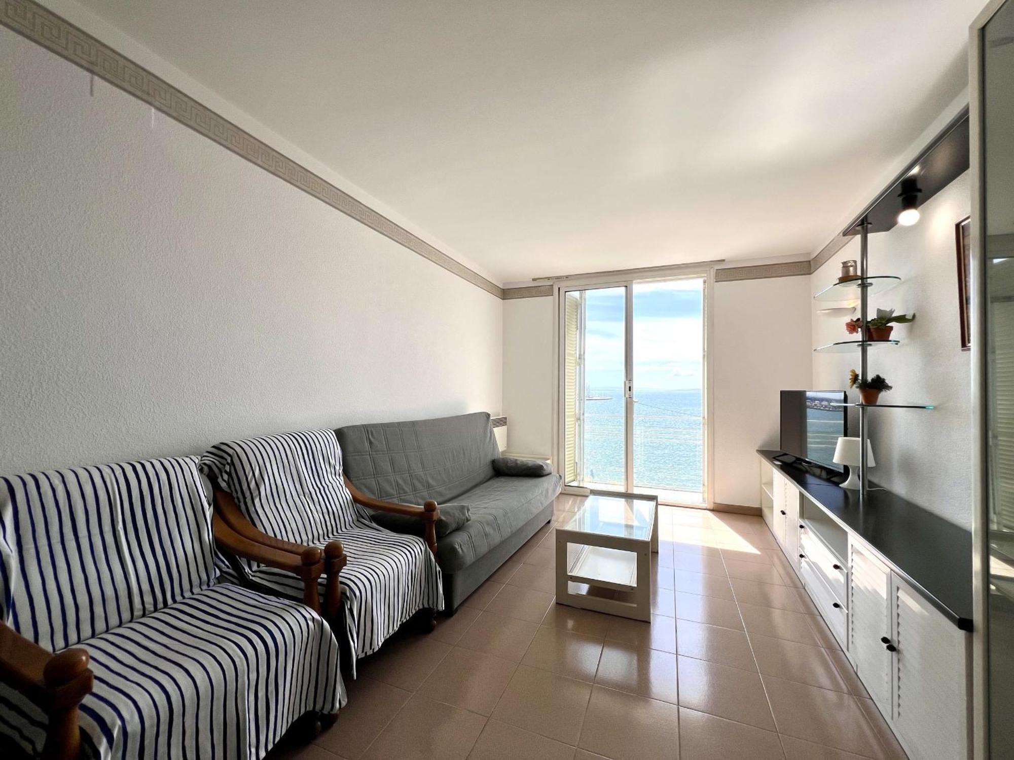 Rhode Vista Al Mar Apartment โรเซส ภายนอก รูปภาพ
